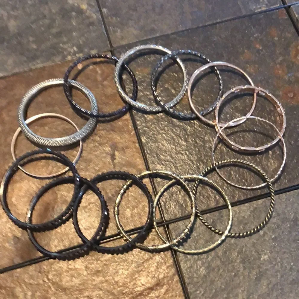 Bundle of 14 bangle bracelets